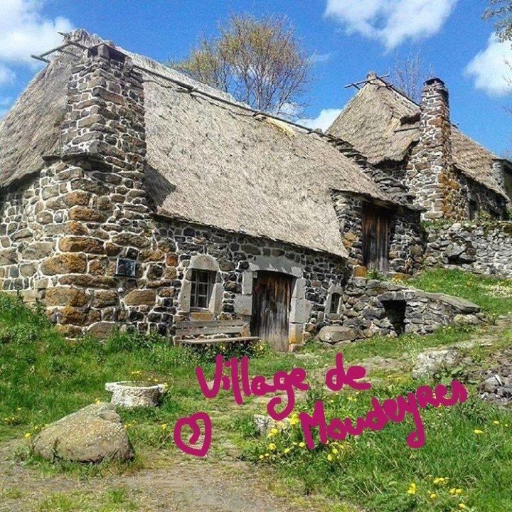 Une Coquille Sous L'Oreiller Le Puy-en-Velay Εξωτερικό φωτογραφία