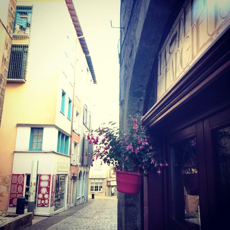 Une Coquille Sous L'Oreiller Le Puy-en-Velay Εξωτερικό φωτογραφία